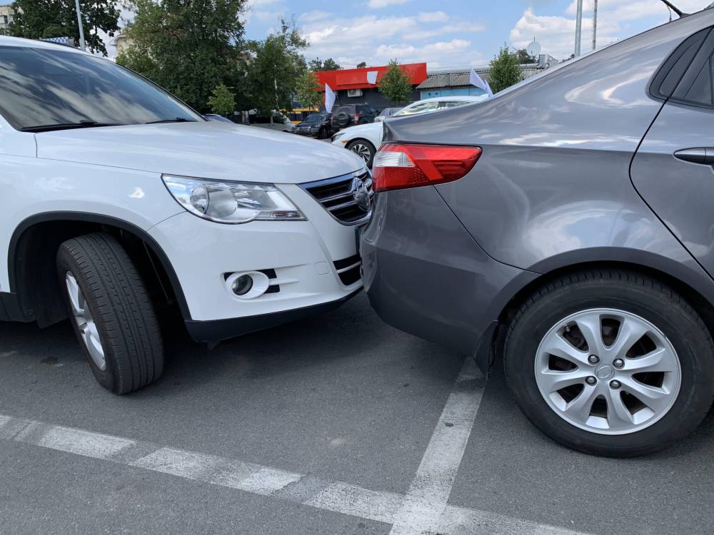 Two Light Vehicle Parking Lot Accident